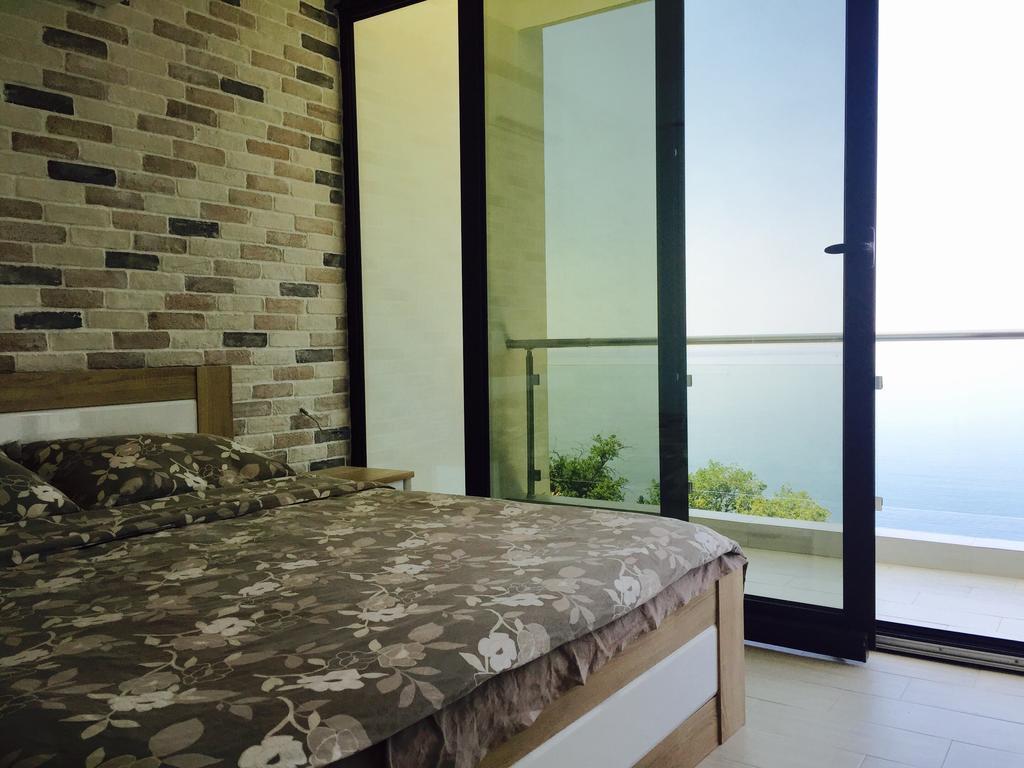 Apartment Superseaview ストモレ 部屋 写真
