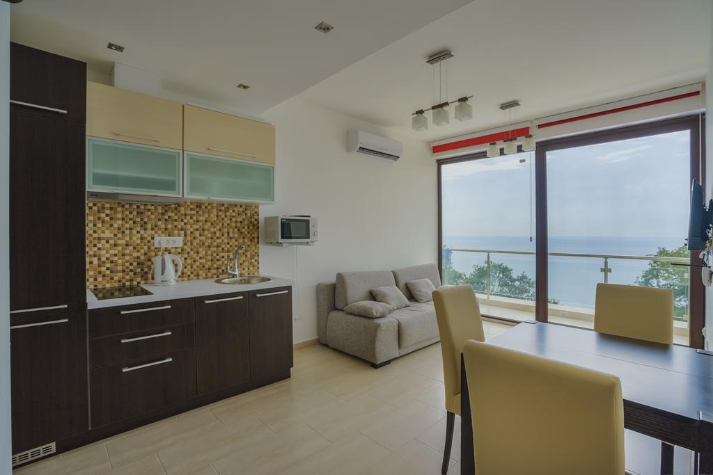Apartment Superseaview ストモレ 部屋 写真